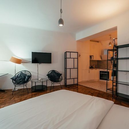 Appartamento Old Town Oasis Belgrado Esterno foto
